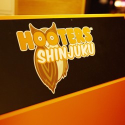 【HOOTERS SHINJUKU】オープニングレポート